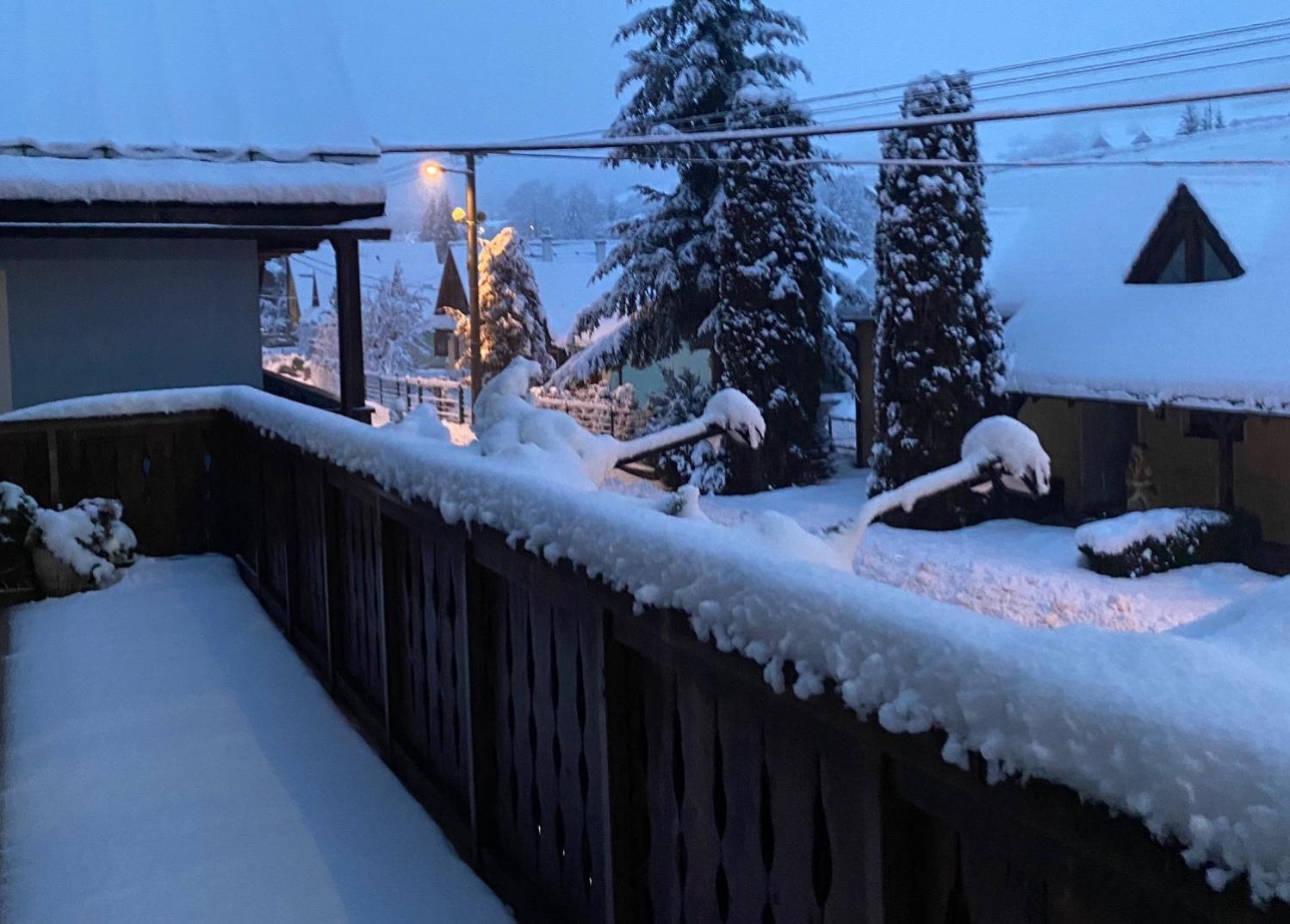 Domcek V Strani Villa Mýto pod Ďumbierom Exterior foto