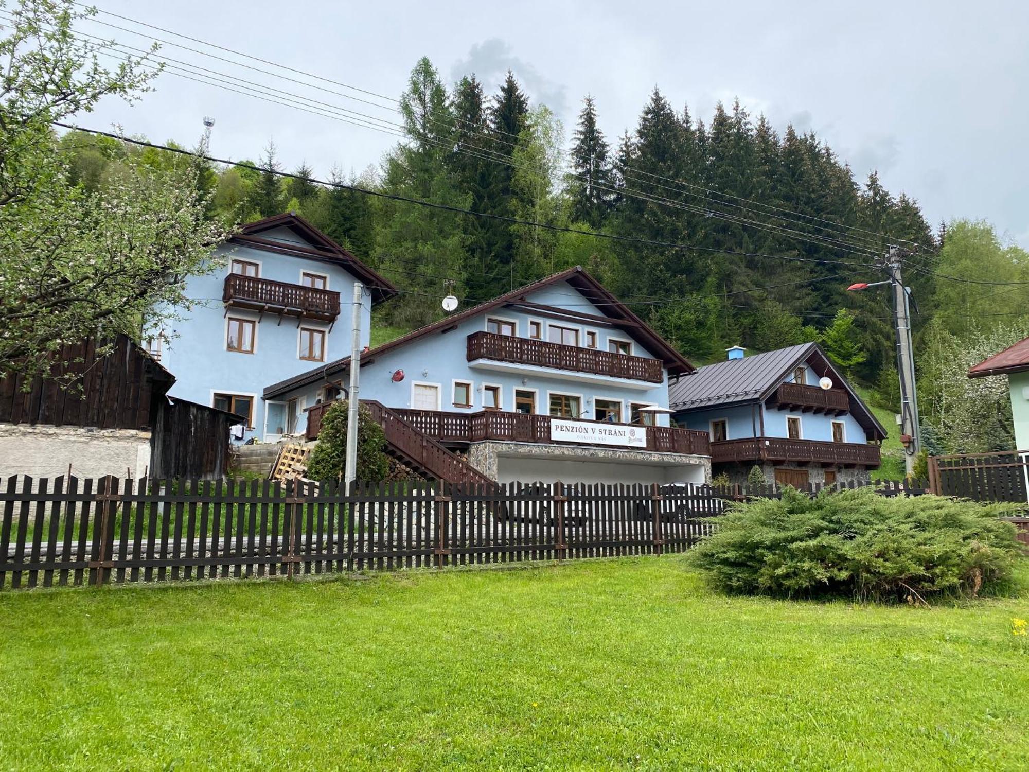 Domcek V Strani Villa Mýto pod Ďumbierom Exterior foto